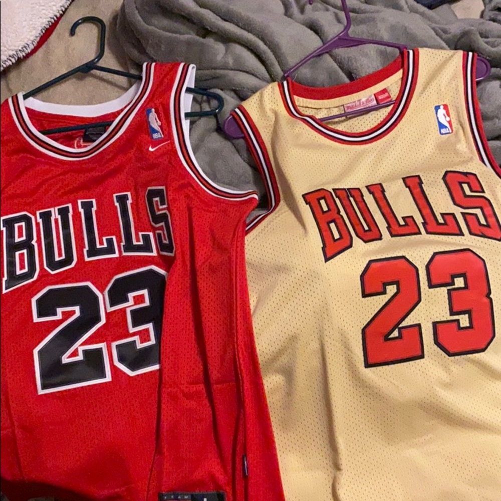 COPY - Micheal Jordan jersey bundle